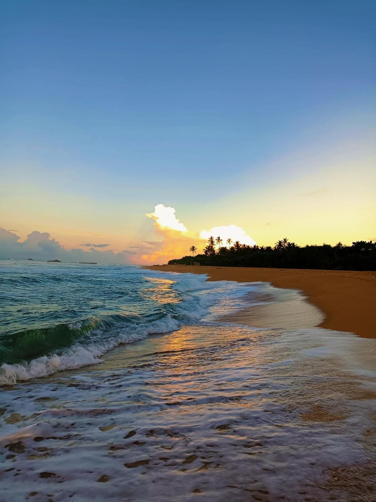 Ravana - Beach Cabanas ฮิกคาดูวา ภายนอก รูปภาพ