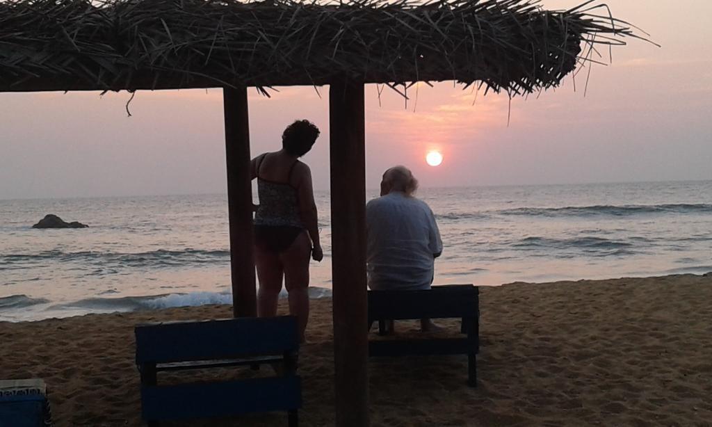 Ravana - Beach Cabanas ฮิกคาดูวา ภายนอก รูปภาพ